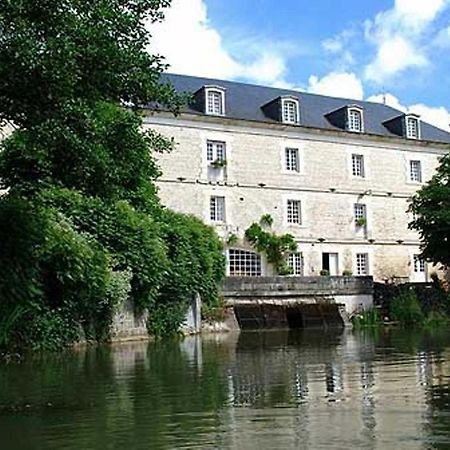 Le Moulin De Poilly Bed and Breakfast Eksteriør billede